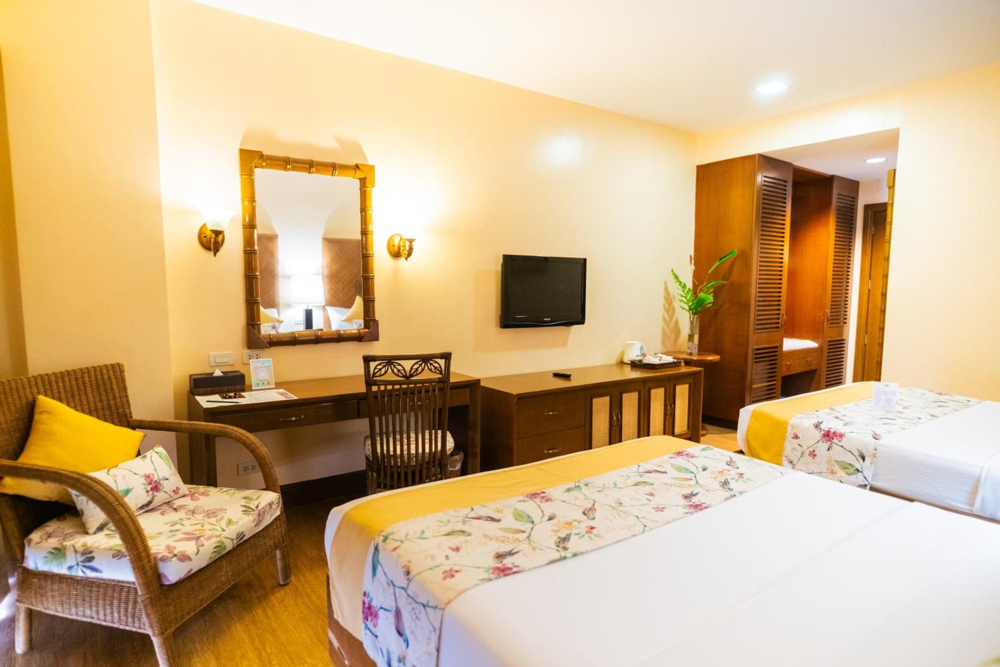Boracay Tropics Resort Hotel Manoc-Manoc Екстер'єр фото