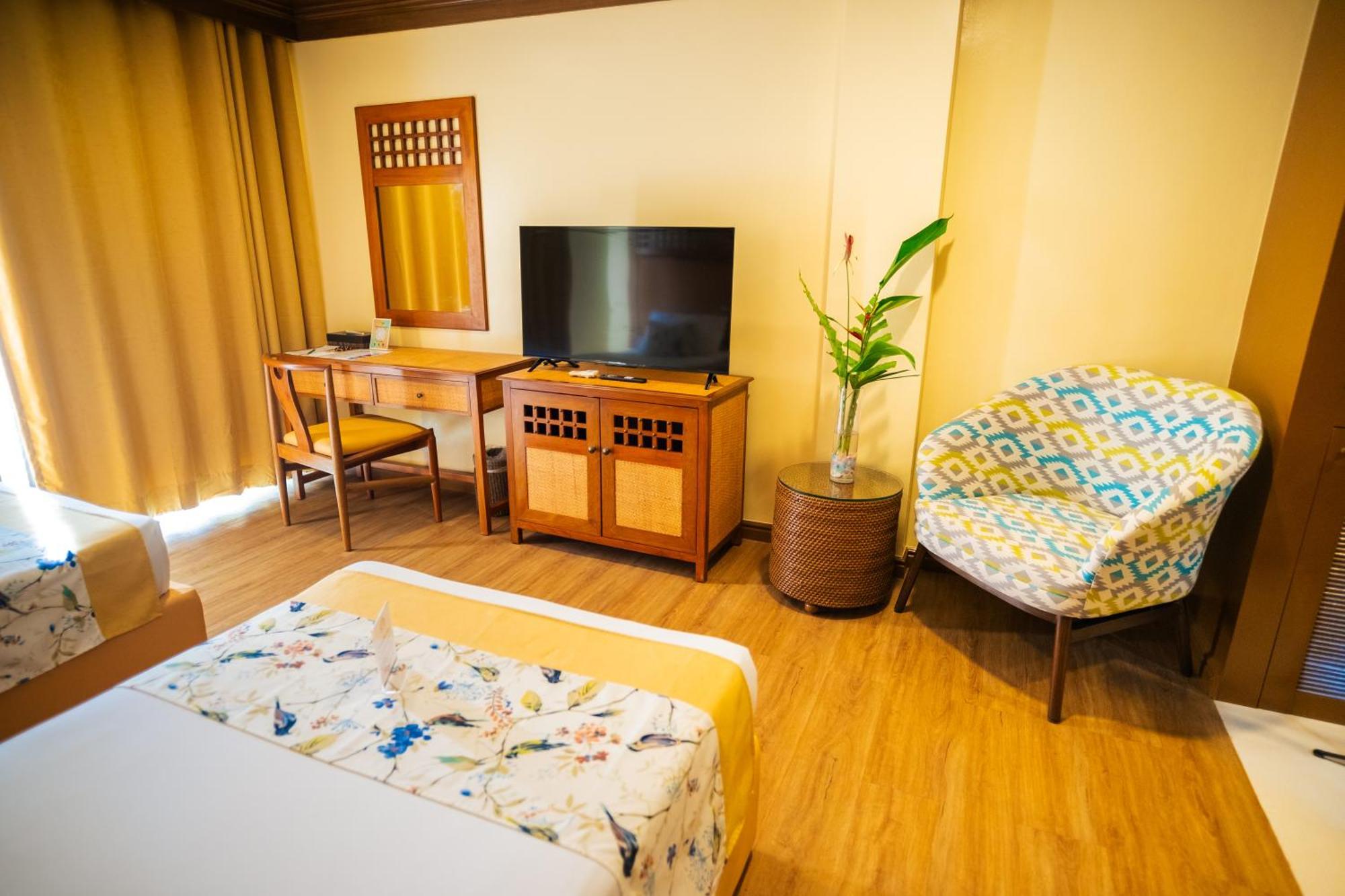 Boracay Tropics Resort Hotel Manoc-Manoc Екстер'єр фото
