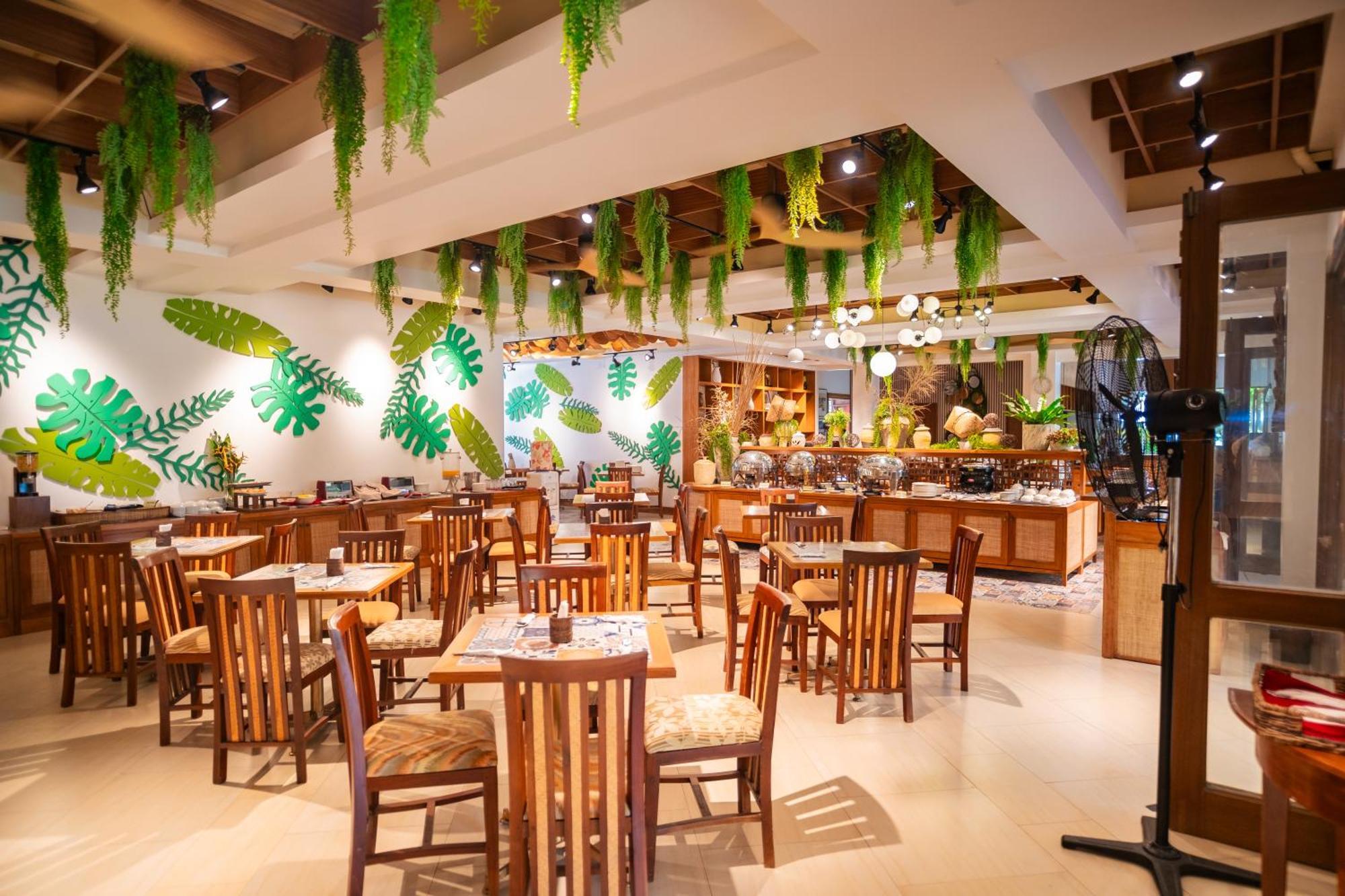 Boracay Tropics Resort Hotel Manoc-Manoc Екстер'єр фото